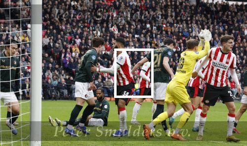 Eindhoven, 1 Februari 2026
Kompetitiewedstrijd PSV-Feyenoord, eindstand 3-0
Timon Wellenreuther en Ismael Saibari Anel Ahmedhodzic Jordan Bos