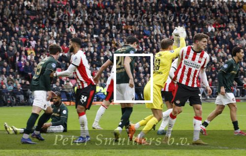 Eindhoven, 1 Februari 2026
Kompetitiewedstrijd PSV-Feyenoord, eindstand 3-0
Timon Wellenreuther en Ismael Saibari Anel Ahmedhodzic Jordan Bos