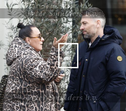 Abcoude 19 januari 2026
Trijntje Oosterhuis in gesprek op straat in Abcoude