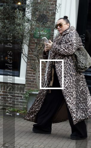 Abcoude 19 januari 2026
Trijntje Oosterhuis in gesprek op straat in Abcoude