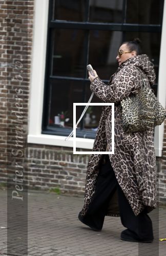 Abcoude 19 januari 2026
Trijntje Oosterhuis in gesprek op straat in Abcoude