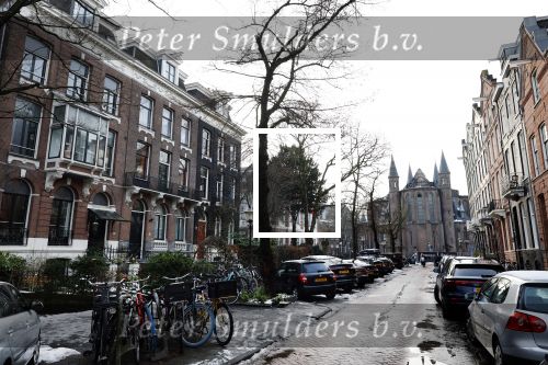 Amsterdam 8 januari 2026
De vondelkerk ia van oudjaar op nieuwjaar grotendeels afgebrand . Heel dichtbij de kerk wonen Kimberley Klaver Dotan en Hajo Bruins .