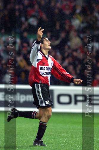 Feyenoord-PSV 3-1
21 Februari 1999
Blijdschap bij CRUZ