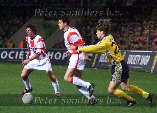 Eindhoven, 27-02-1999
PSV-NAC, eindstand 2-0
Davy Oyen