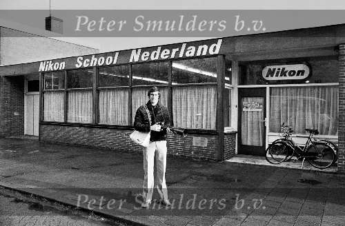 Huub Stevens voetballer van PSV voor het kantoor van INCA in Haarlem
1979.