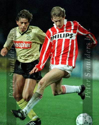 Juul Ellerman in aktie voor PSV 1992