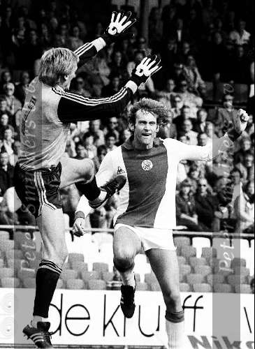 Pim Doesburg spelend voor PSV 1979