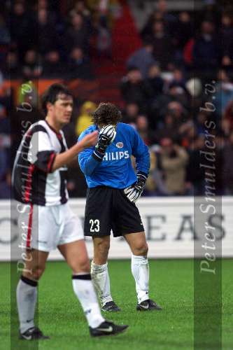 21 Februari 1999
Rode kaart voor Ronald Waterreus
Feyenoord-PSV 3-1


PETER SMULDERS BV