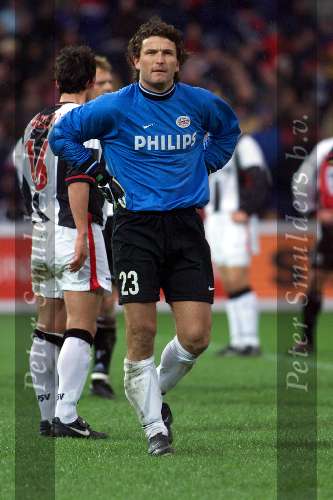 Rood voor Ronald Waterreus
Feyenoord-PSV 3-1
21 Februari 1999