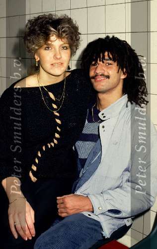 Ruud Gullit met zijn eerste vrouw Yvonne de Vries 1986