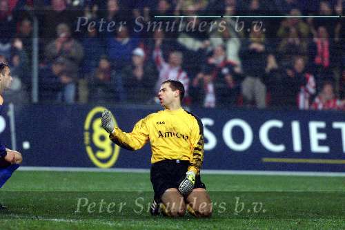 Eindhoven, 18 februari 1999
Doelman Sander Boschker nadat hij voor de 3e maal was verslagen door ruud v Nistelrooij
PSV-FC Twente, eindstand 3-0