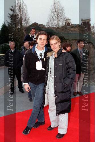 27 maart 1999
Eurodisney
Winston Gerschtanowitz met vriendin
PETER SMULDERS BV