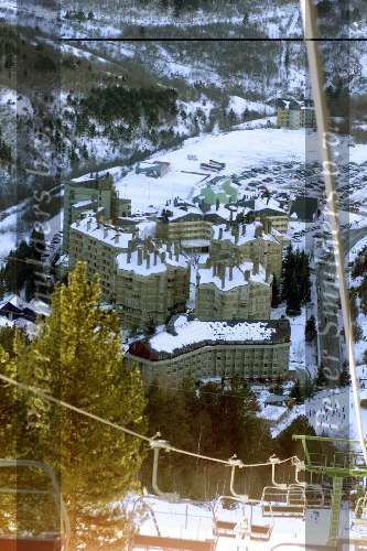 Sneeuw
wintersport spanje 1998
Bakera
