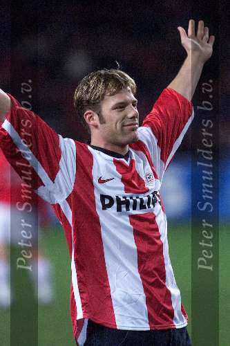 Eindhoven10 februari 2000
PSV-AJAX, eindstand 4-0
Bart BB op bezoek als supporter