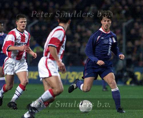Eindhoven, 10 februari 2000
PSV-AJAX, eindstand 4-0
Brian Laudrup contra Johann Vogel