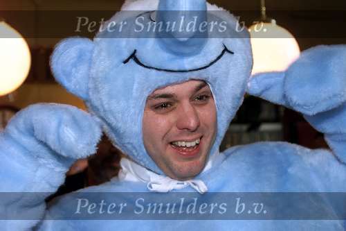 Breda, 17 februari 2000
Frans Bauer als smurf op de fiets
