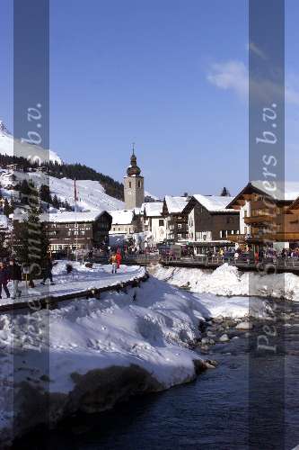 Lech 5 februari 2000
Koningin Beatrix op skivakantie.
LECH wintersport  sneeuw