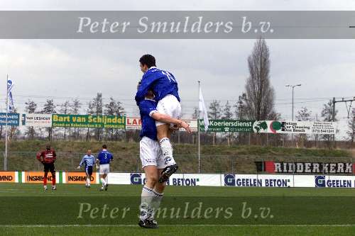 Den Bosch, 18 februari 2001
Topper in de eerste divisie tussen de nummers een en twee
FC Den Bosch-Excelsior, eindstand 4-0
1-0 voor FC den Bosch door Koen v d Laak (10)