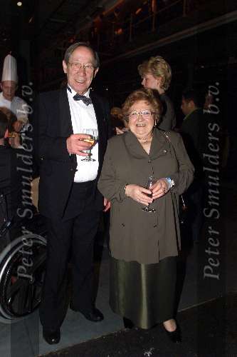 Amsterdam, 27 februari 2001
Uitreiking Edisons en Gouden Harpen
Paul Romer (tweelingbroer van Piet romer ) samen met zijn vrouw