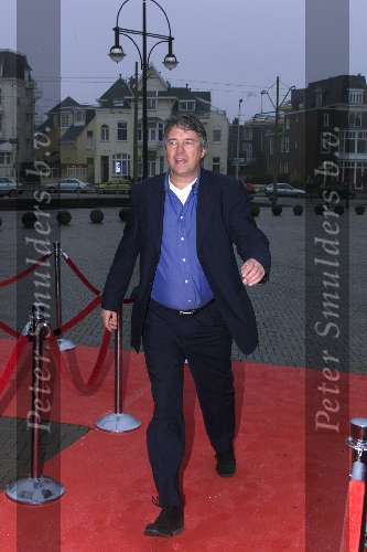 Scheveningen, 21 februari 2001
Surpriseparty Joop v d Ende in het circustheater
Ron Brandsteder