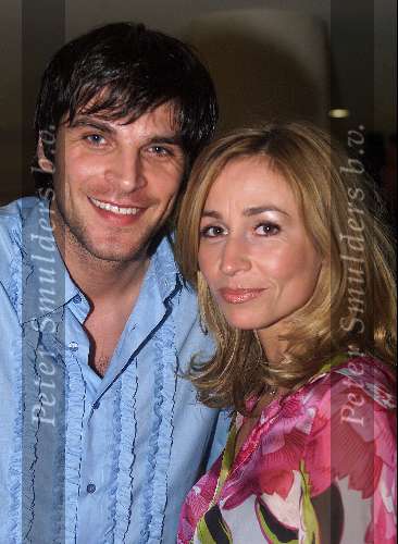 Den Haag, 24 februari 2001
Premiere film COSTA
Wendy v Dijk en Xander de Buisonje ( Volumia)