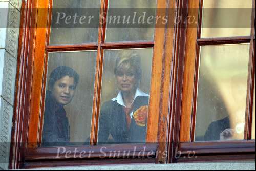 Amsterdam 2 februari 2002
Trouwen Prins Willem Alexander met Maxima
Connie Breukhoven met haar zoon