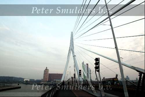 Rotterdam 10 januari 2002
SKYline Rotterdam  met erasmusbrug