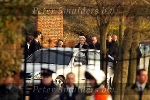 Noordwijk 5 januari 2002
Begrafenis Freddie Heineken.
Aanwezig waren zijn vrouw en dochter en heel veel politie en beveiliging