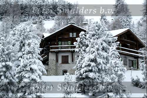 Sankt Moritz 8 februari 2002 
Huis van Freddy Heineken.
Wintersport   sneeuw