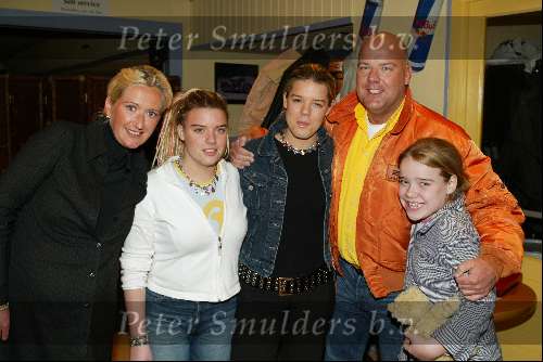 Zandvoort 15 februari 2002
Gaston Starreveld 40 jaar
Gaston met dochters en vriendin