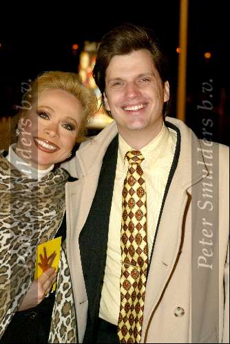 Amsterdam 14 februari 2002
Premiere Circus du Soleil bij Amsterdam Arena
Gemma v Eck met man