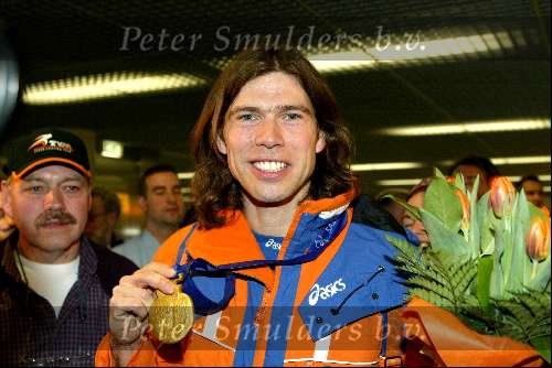 Schiphol 26 februari 2002
Terugkomst sporters van de Olympische winterspelen in Salt Lake city.
Gerard v Velde