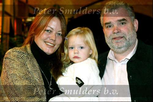 Amsterdam  1 janari 2002

Nieuwjaarsfeest Staatsloterijshow in de beurs van Berlage.
Familie Geerts  

Peter Smulders bv