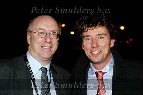 Amsterdam 14 februari 2002
Premiere Circus du Soleil bij Amsterdam Arena
Mark Klein Essink met directeur Staatsloterij Pim Boas