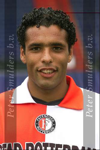 30 Augustus 2001
Pierre v hooijdonk