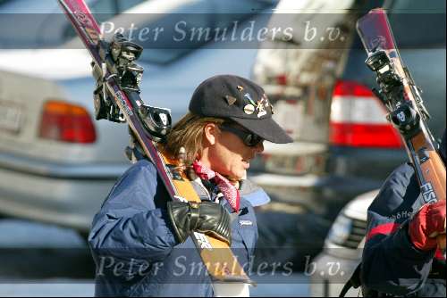 Zurs 17 februari 2002
Prinses Caroline en Ernst van Hanover op wintersport.