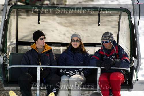 Zurs 17 februari 2002
Prinses Caroline v Monaco met baby en Prins Ernst van Hannover op ski\\\'s
prinses Charlotte van Monaco