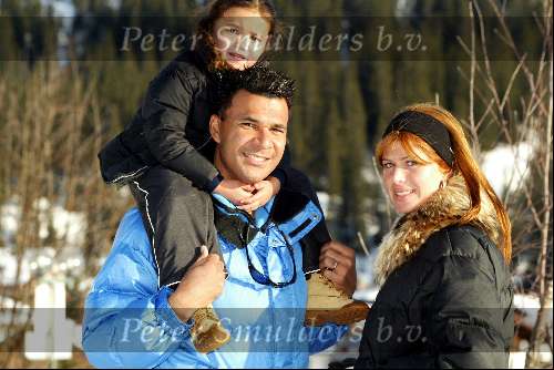 Lech 17 februari 2002
Ruud Gullit en Estelle Gullit met dochtertje op wintersport