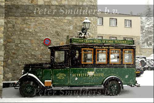 Sankt Moritz 6 februari 2002
Winkels en gebouwen in Sankt Moritz
waar Maxima en Prins Willem Alexandr op huwelijksreis zijn gewesst.
Claasi car bus