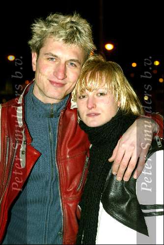 Amsterdam 14 februari 2002
Premiere Circus du Soleil bij Amsterdam Arena
Sebastiaan Labrie met vriendin
