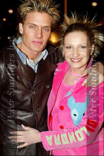 Amsterdam 14 februari 2002
Premiere Circus du Soleil bij Amsterdam Arena
Winston Post met vriendin