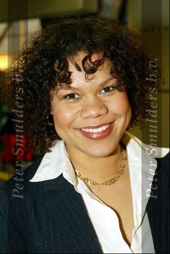 Amsterdam 13 februari 2003
Premiere Two weeks notice
anousha Nzume