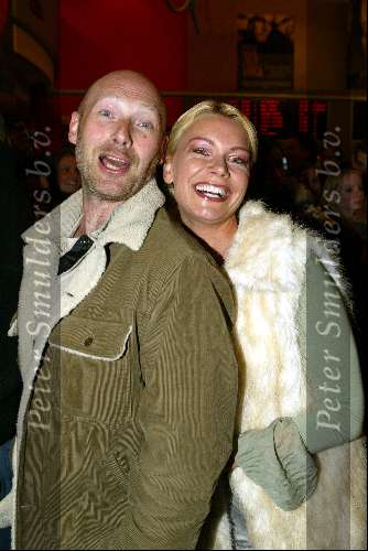 Amsterdam 13  februari 2003
Premiere ~Jackass in Pathe de Munt. 
Cindy Pielstroom met vriend