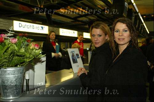Amsterdam 13 februari 2003
Premiere Two weeks notice
eva Duijvestein en Frederique Huydts