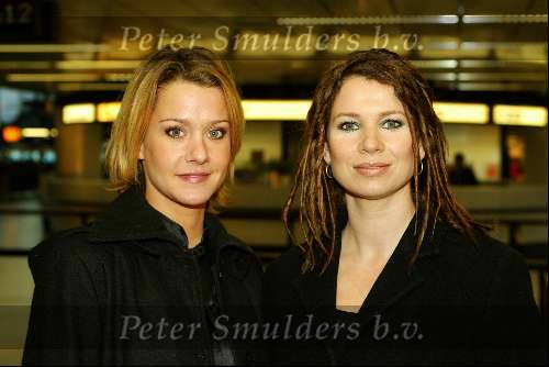 Amsterdam 13 februari 2003
Premiere Two weeks notice
Frederique Huydts en Eva Duijvestein