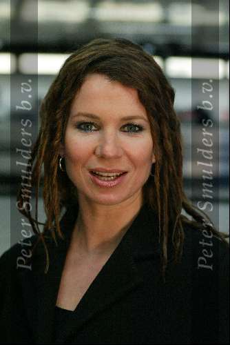 Amsterdam 13 februari 2003
Premiere Two weeks notice
Frederique Huydts