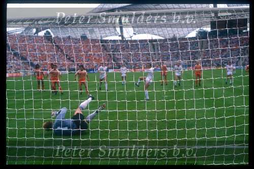 Munchen, 25 juni 1988 Finale Europees Kampioenschap 1988
Finale Nederland-Rusland, eindstand 2-0
1-0 door Ruud Gullit en 2-0 door Marco v Basten
Hans v Breukelen stopt een penalty bij de stand van 2-0