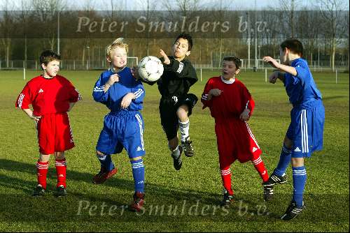 Almere 5 februari 2003
Adidas jeugdvoetbal