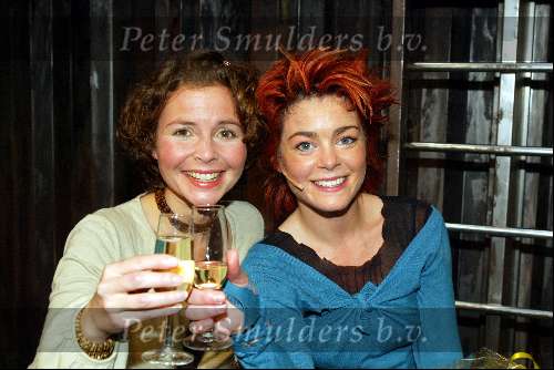 Amsterdam 10 februari 2003
Premiere Home in de meervaart
Kim Lian v d Meij met Maaike Widdershoven