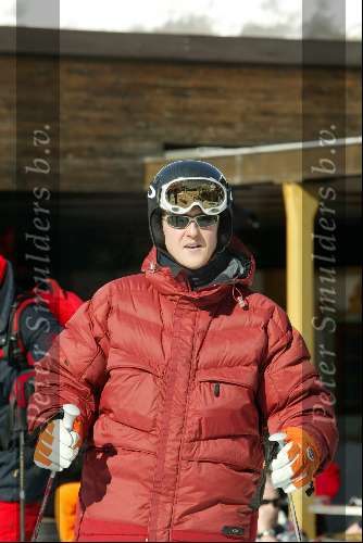 Zurs 23 februari 2003
Michael Schumacher skiend en samen met Norbert Haug
Wintersport